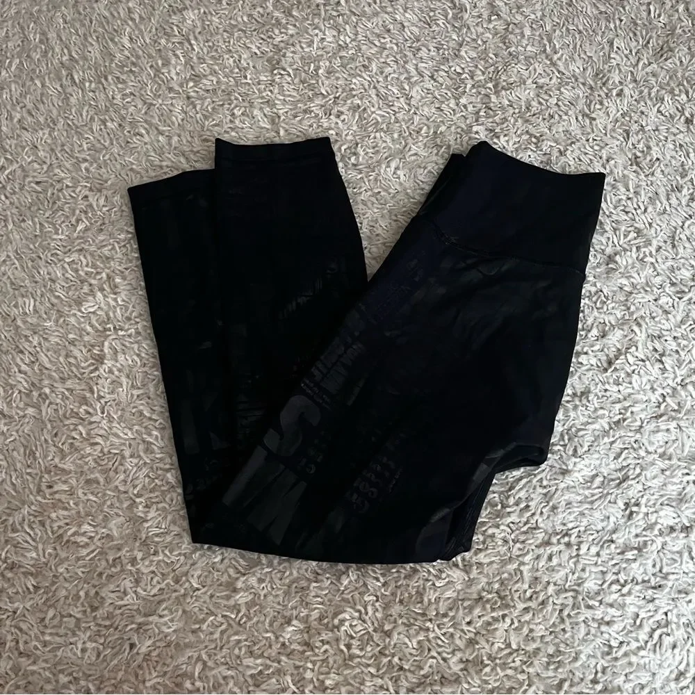 Lululemon Wunder Under High-Rise Crop 23